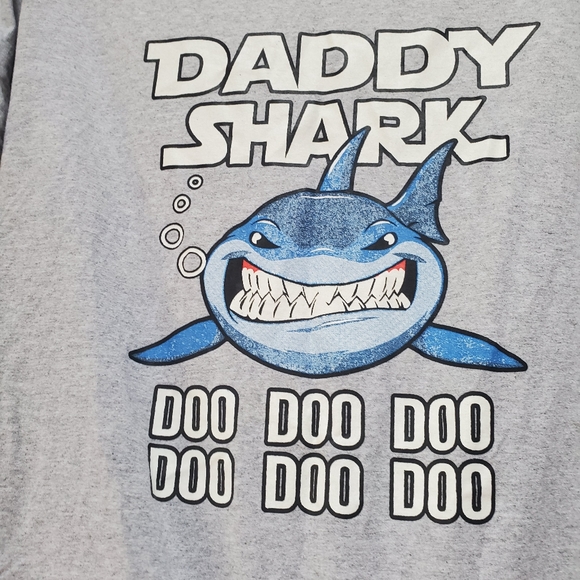 Daddy Shark & Baby Shark matching shirts Lg/Sz 3 - Picture 5 of 8
